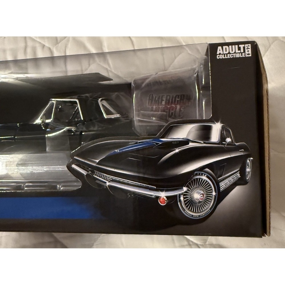 MINT NIB - Auto World American Muscle 1967‎ Black Chevy Corvette 427 Die Cast - Picture 7 of 9